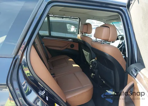 2009 BMW X5 xDrive30I z USA, uszkodzony, nr VIN 5UXFE43589L260375